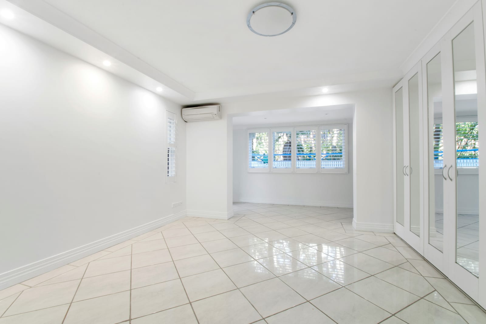 Empty dining room before staging